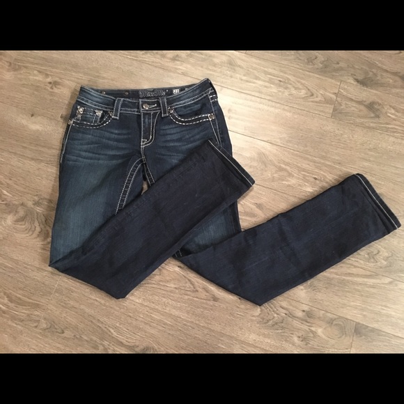 Miss Me Strait Leg 27 Jeans - Picture 2 of 5